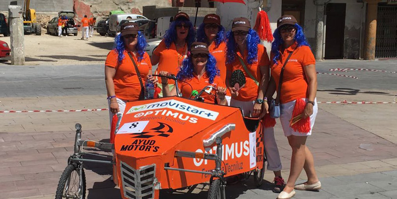 Ferreteria Tecniluz patrocina els ‘Autos Locos’ de les festes de Calatayud